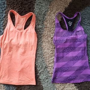 Nike workout tank tops